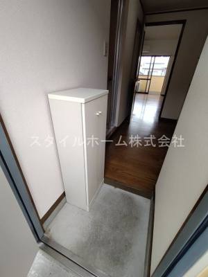 【玄関】 | ウイングコート三ノ輪 | イメージ写真です。