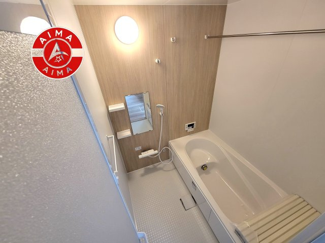 糟屋郡宇美町桜原2丁目第12-1棟(1号棟)の浴室|1日の疲れを癒してくれる広々バスルーム。雨の日のお洗濯にも大活躍な浴室乾燥機付です！