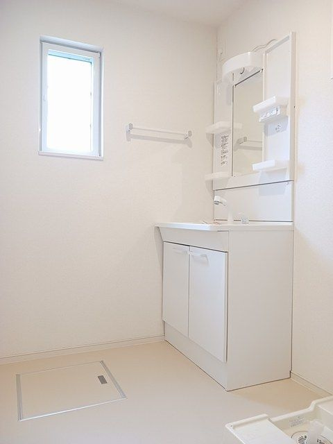 熊本市南区田井島３丁目のアパートの独立洗面台