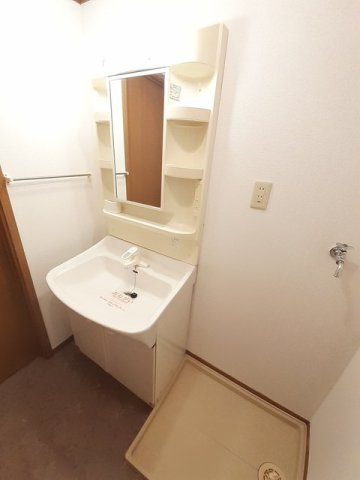 フレグランス焼山の洗面所