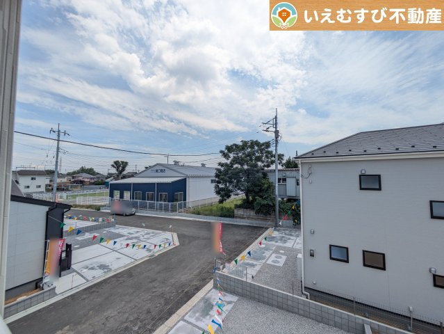 Livele Garden.S　上里町七本木第6の展望|高い建物が無く開放感のある展望
バルコニーからの展望も開けていて閑静な住宅地が望めます。日当りも良いですね♪