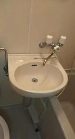 岐阜県岐阜市　収益アパート　尼ヶ崎レジデンスの洗面所