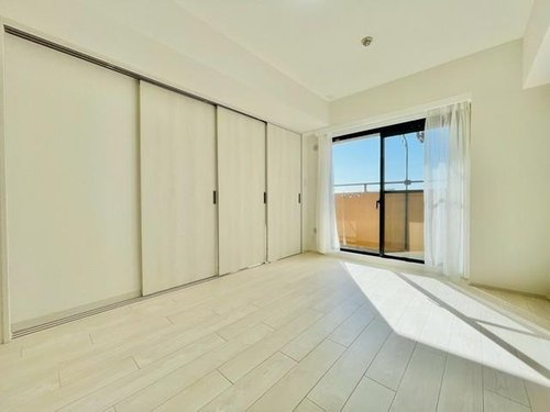 ライオンズマンション川口飯原町の洋室|ゆったりした洋室です