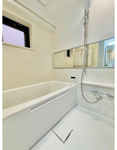 ライオンズマンション川口飯原町の浴室|日々の疲れを癒すお風呂付です