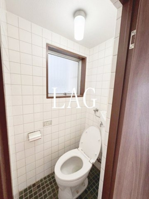 【トイレ】 | ニューシャトレーマンション | トイレです。