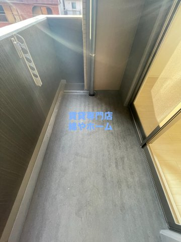 セオリー夕陽丘DOORのバルコニー|バルコニーからの眺めを楽しみながら食事をしませんか