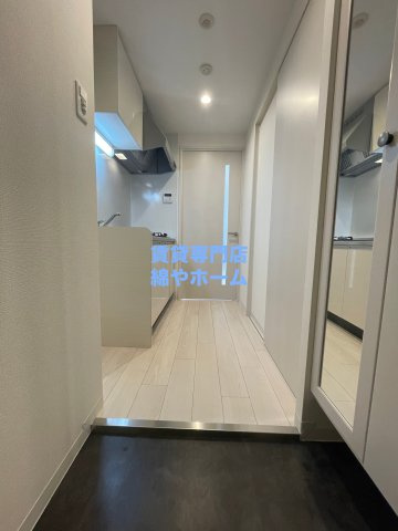 セオリー夕陽丘DOORの玄関|収納もある玄関です