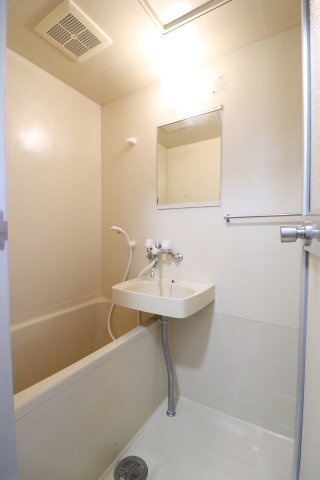 【浴室】 | カントリー青葉ハイツ