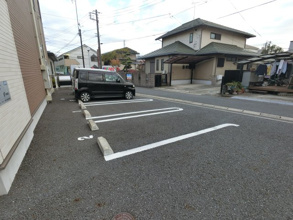 【駐車場】