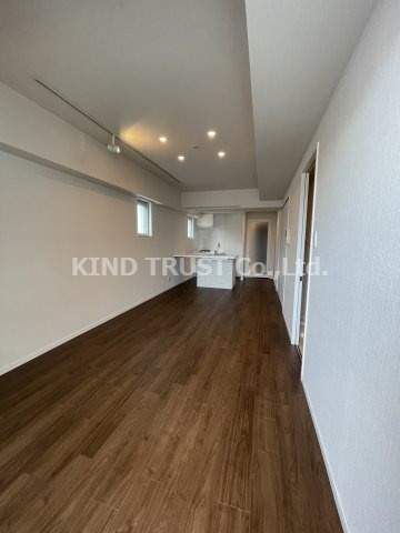 西天満レジデンスの居間・リビング|使いやすいリビングです