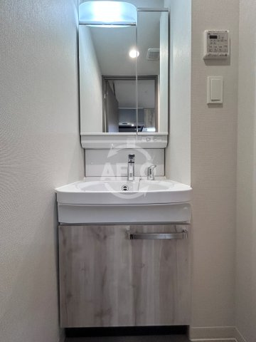 プレサンス天王寺デルニエの独立洗面台|プレサンス天王寺デルニエ　独立洗面台