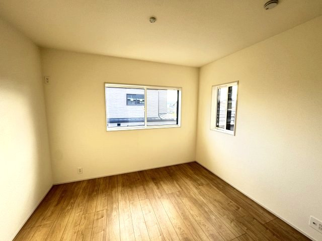 ブルーミングガーデン前橋市後家町　2号棟の洋室|２階洋室２です♪