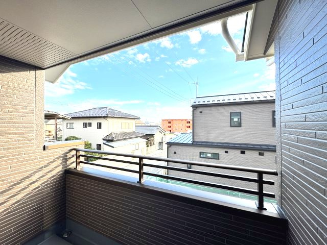 ブルーミングガーデン前橋市後家町　2号棟のバルコニー|バルコニーは2ヶ所です♪