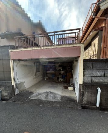 売地　豊橋市東幸町字東明165番16の外観|現地写真：現況建物有、解体更地渡し
