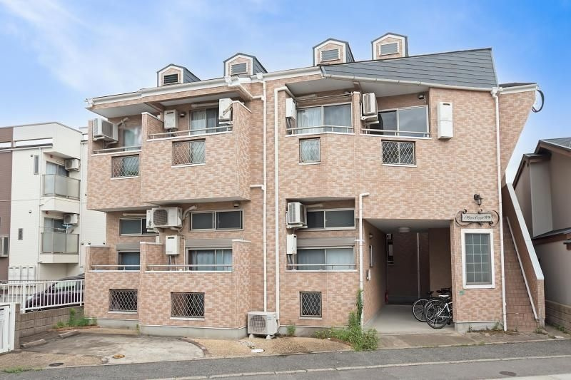 ミワコート博多