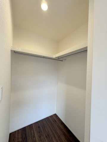 三郷市鷹野4丁目　新築戸建　全6棟　1号棟の収納|季節物の大物家電の収納にも便利なウォークインクローゼット完備
