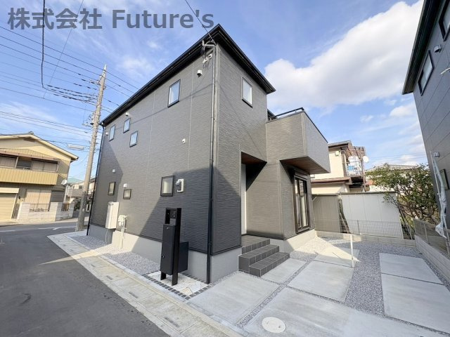 三郷市鷹野4丁目　新築戸建　全6棟　1号棟の外観|TX「三郷中央」駅バス8分『鷹野文化センター入口』停歩1分