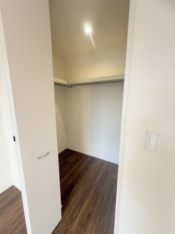 三郷市鷹野4丁目　新築戸建　全6棟　6号棟の収納|季節物の大物家電の収納にも便利なウォークインクローゼット
