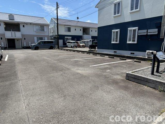 ベルヴィルQAの駐車場