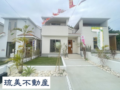 【外観】 | 南風原町宮城（全5棟）B号棟 | B号棟　駐車3台可♪