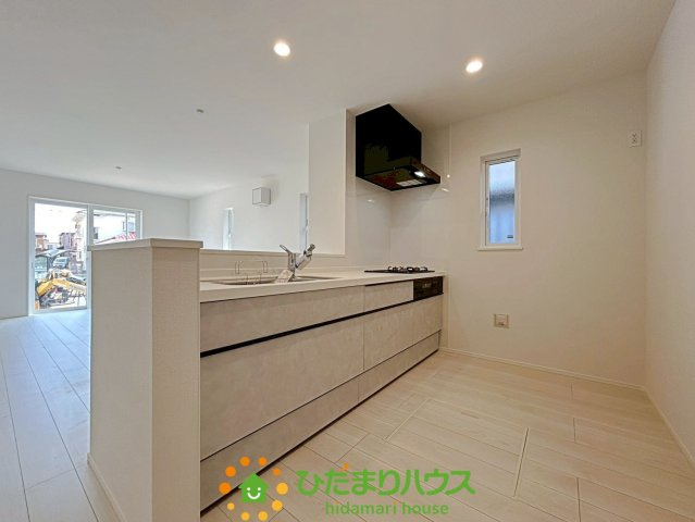 羽生市南5丁目　新築一戸建て　リナージュのキッチン