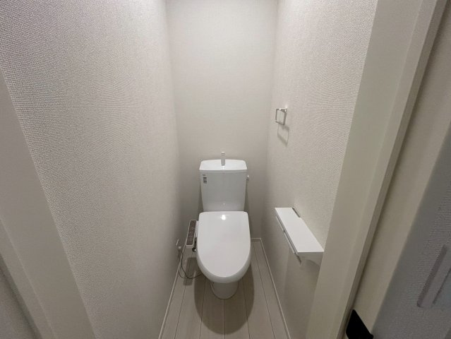 羽生市南5丁目　新築一戸建て　リナージュのトイレ|平屋ですが、２つトイレあり！