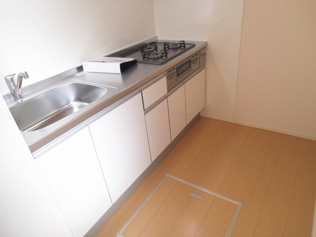 セジュールラック南館のキッチン|3口コンロのキッチンです！