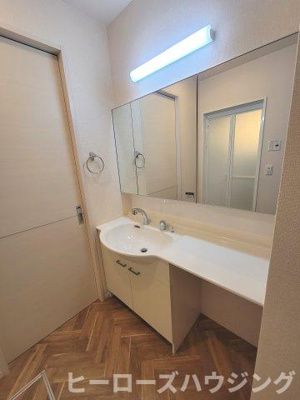 【洗面所】 | パストラル・エント岡町