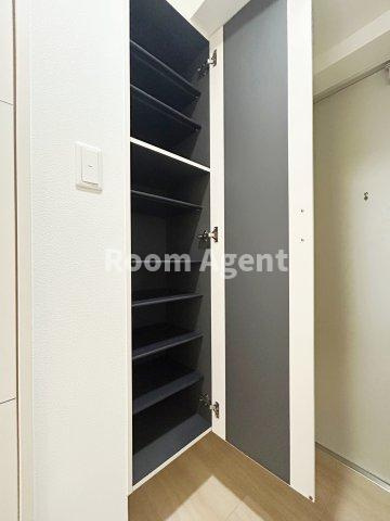 メイボーテセラの玄関