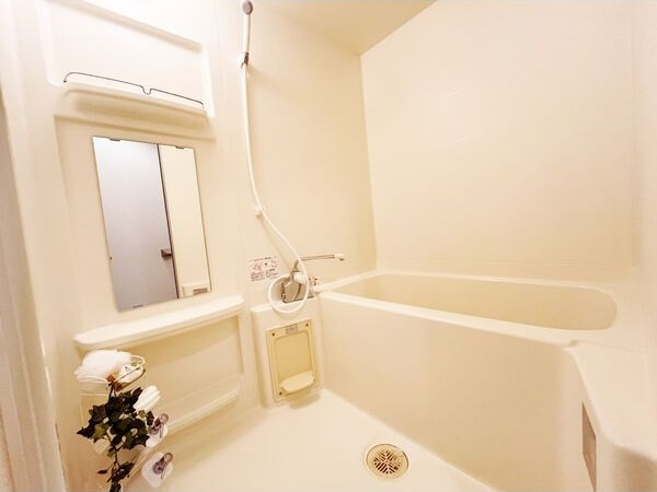 ライブコート千種の浴室