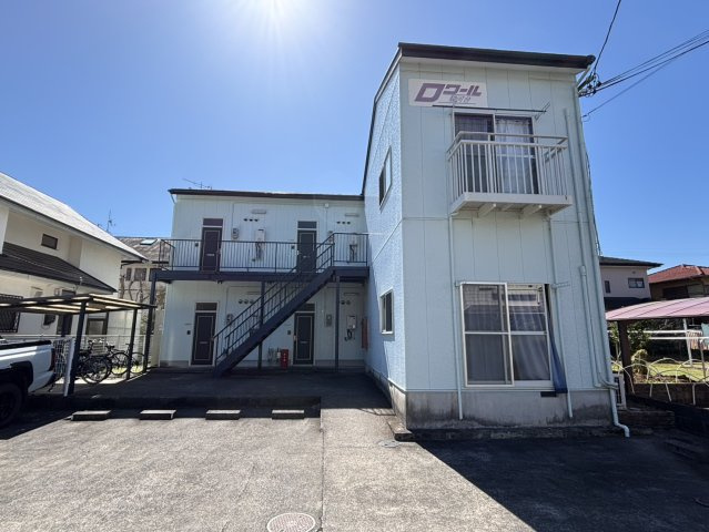 ロワール駿河台の外観