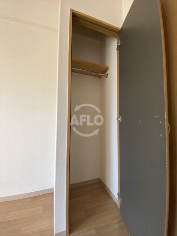 グリーンヒルズV番館　真田山小学校区の収納|グリーンヒルズV番館　クローゼット