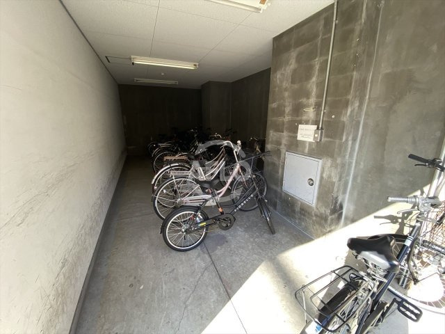 グリーンヒルズV番館　真田山小学校区のその他共用部分|グリーンヒルズV番館　駐輪場