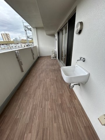 リフローレ豊田十塚のバルコニー