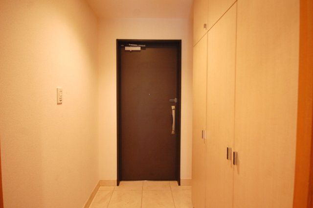 ガーデン渋谷氷川の玄関|※全て別号室のお写真。内装等参考にしてください。