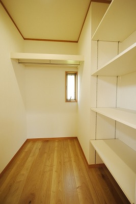 泉田岩佐様戸建の収納