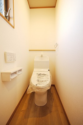 泉田岩佐様戸建のトイレ