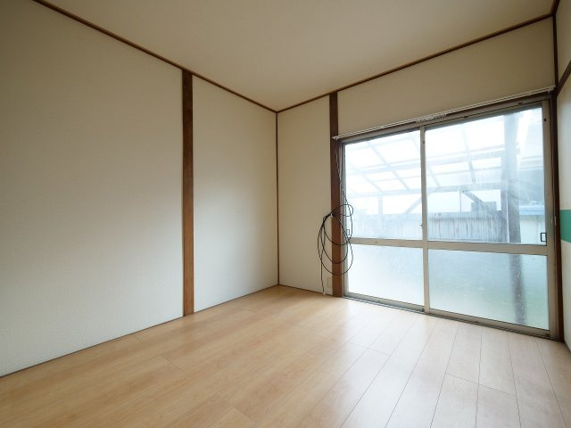 福富西槙野様貸家6号の洋室|※写真は別の部屋のものです。