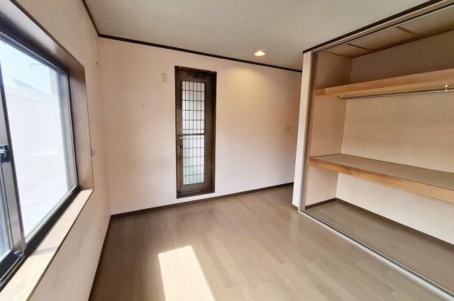 和泉市いぶき野３丁目の子供部屋|洋室（3）