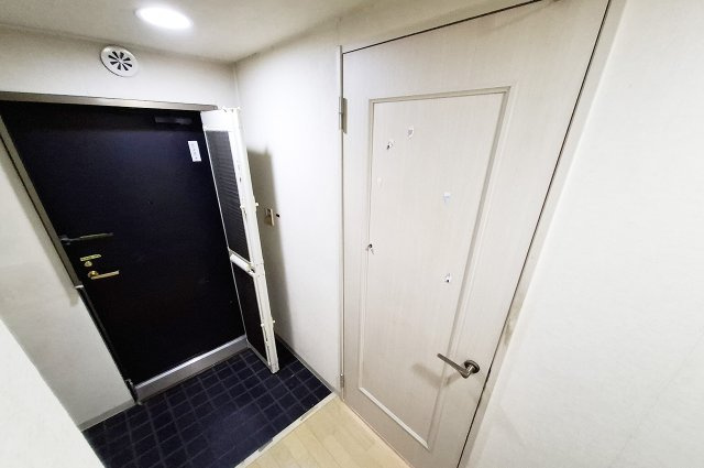 シャルマン・フジ久米田の玄関|玄関