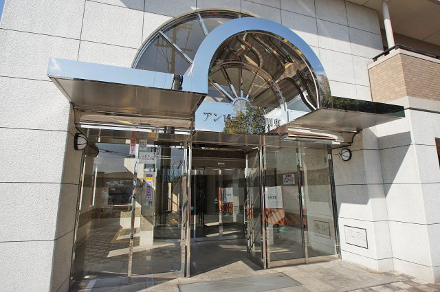 アンビエント金剛東ガーデンコートのエントランス|エントランス