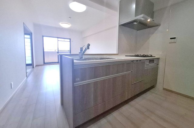 アンビエント金剛東ガーデンコートのキッチン|キッチン