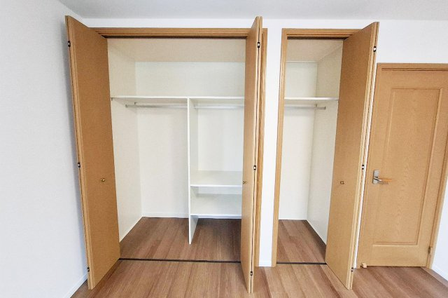 富田林市伏山の収納|洋室①の収納