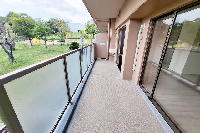 ソフィア泉ヶ丘パークヴェールのバルコニー|バルコニー：スロップシンク付き。