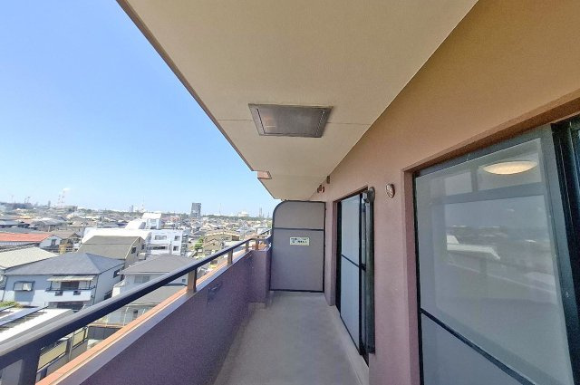 ベルク浜寺公園のバルコニー|バルコニーは南西向きで日当り良好です。
