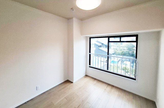 アグラード堺の子供部屋|洋室2