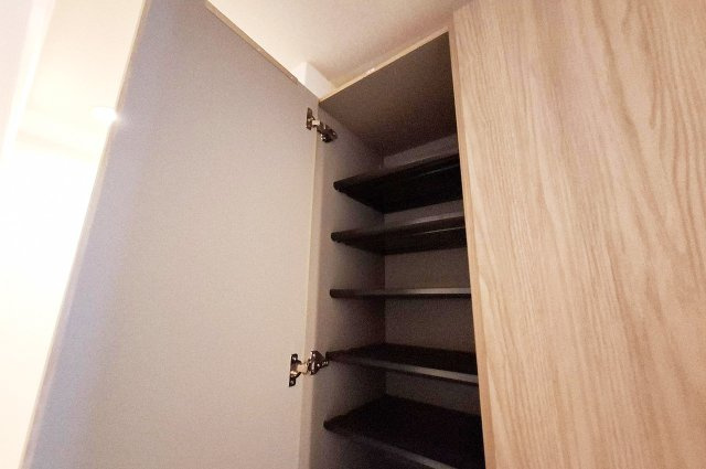 アグラード堺の内装|下駄箱：靴をすっきりと整理整頓できます