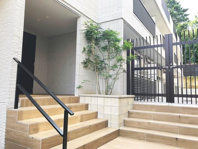 ＡＩＦＬＡＴ　ＭＥＪＩＲＯのエントランス