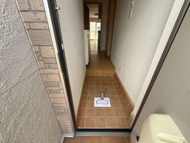 ピュールメゾンⅡの玄関