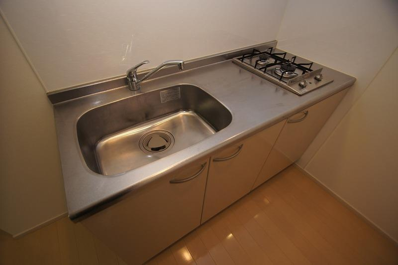 新品家具付きマンション住吉5(KaGood福岡)のキッチン|使いやすいキッチンです